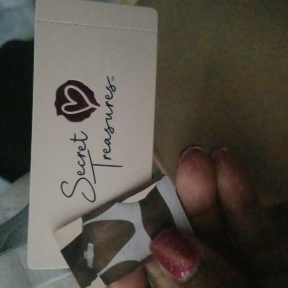 Ladies Bras - Picture 4 of 4